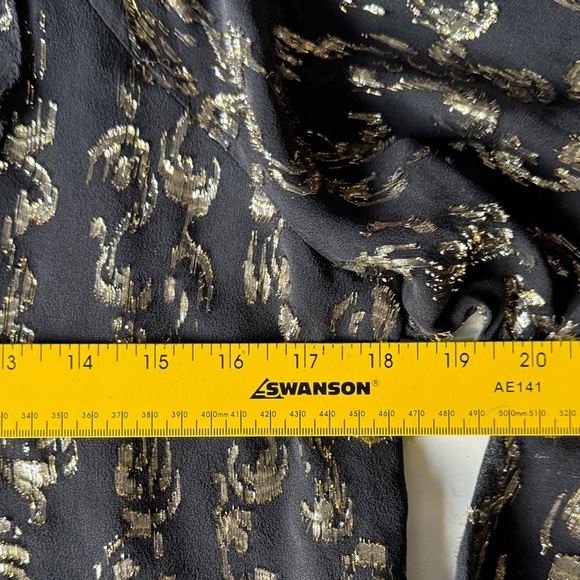 Lilly Pulitzer Black and Gold Patterned Blouse - Picture 15 of 16
